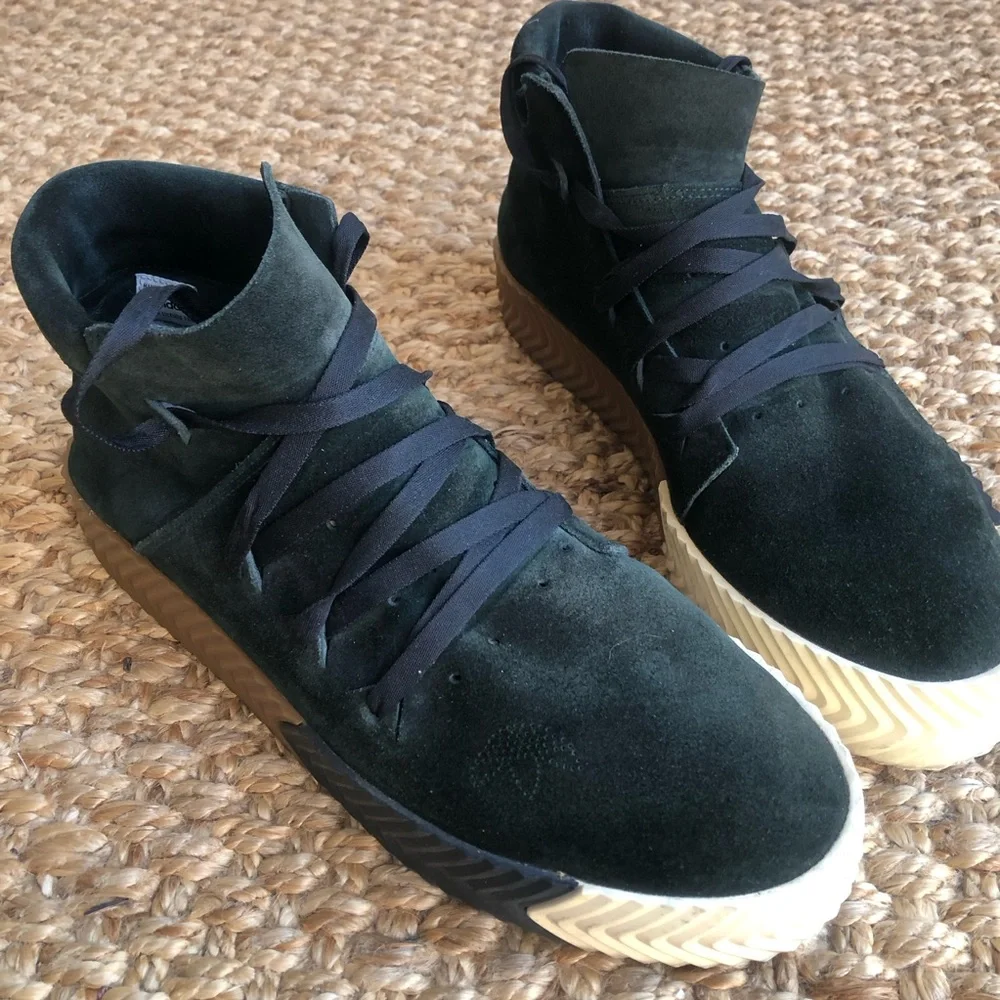 Adidas x Alexander Wang Skate Mid. Size 11.5